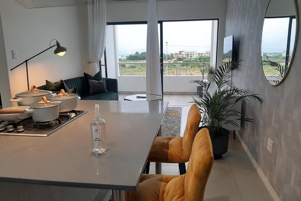 Mikeys Place On New: 2Bed2Bath No.1 With Free Wifinetflix Midrand Eksteriør bilde